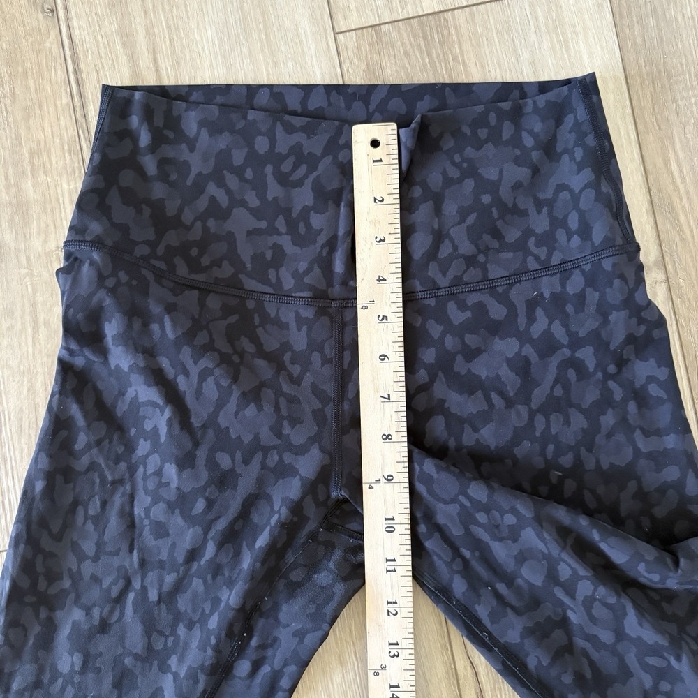 Lululemon Wunder Under High Rise Leggings Black Camo Luxtreme Size 8 - Picture 5 of 7